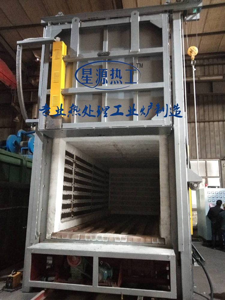 Large truck casting annealing furnace